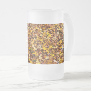 Caneca De Cerveja Vidro Jateado O Outono Deixa A Abstrato De Vidro De Fosco