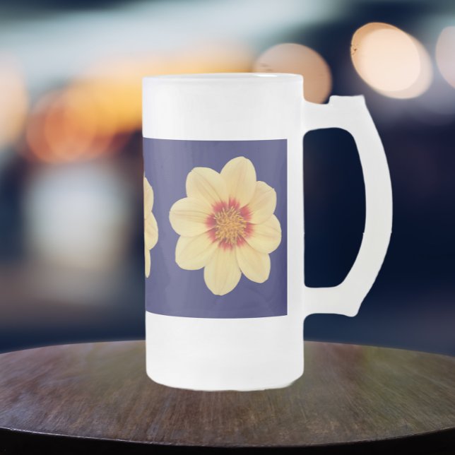 Caneca De Cerveja Vidro Jateado Padrão Floral Amarelo Dahlia no Azul (In Situ)