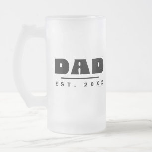 Caneca De Cerveja Vidro Jateado Pai Fundado em 20XX Tipografia Moderna Preta