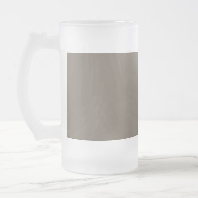 Caneca De Cerveja Vidro Jateado uma parede marrom com um relógio preto e branco (Esquerda)