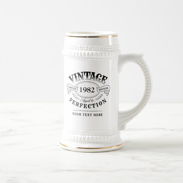 Caneca De Cerveja Vintage Personalizada Idade para Perfecção Anivers (Direita)