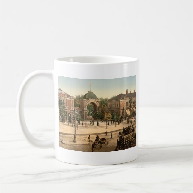 Caneca de Copenhaga da entrada do parque de Tivoli (Esquerda)