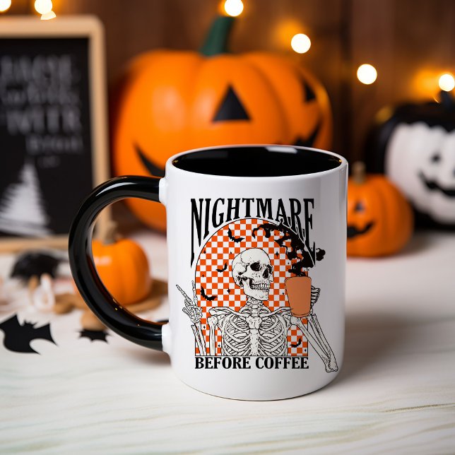Caneca de Halloween Nightmare Before Coffee (Criador carregado)