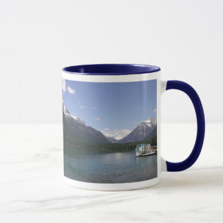 Caneca de McDonald do lago