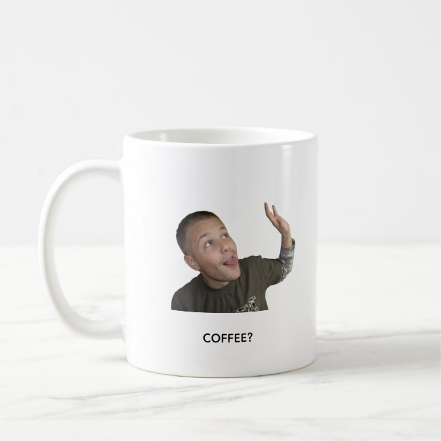 Caneca de Meme de Café Engraçado – “Café? A caminh (Esquerda)