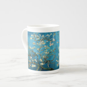 Caneca De Porcelana Amendoeira em Flor por Vincent van Gogh.