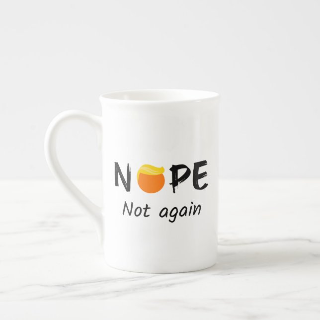 Caneca De Porcelana Anti-Trump - Não, Não Novamente II (Esquerda)