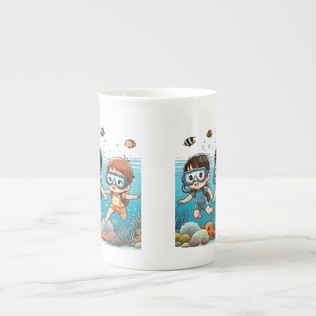 Caneca De Porcelana Aventura Subaquática com Amigos (Frente)