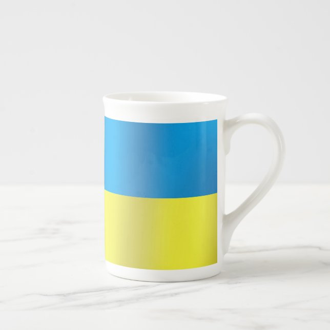 Caneca De Porcelana Bandeira da Ucrânia (Direita)