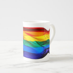 Caneca De Porcelana Bandeira do orgulho gay SlipperyJoe's ondulando ve