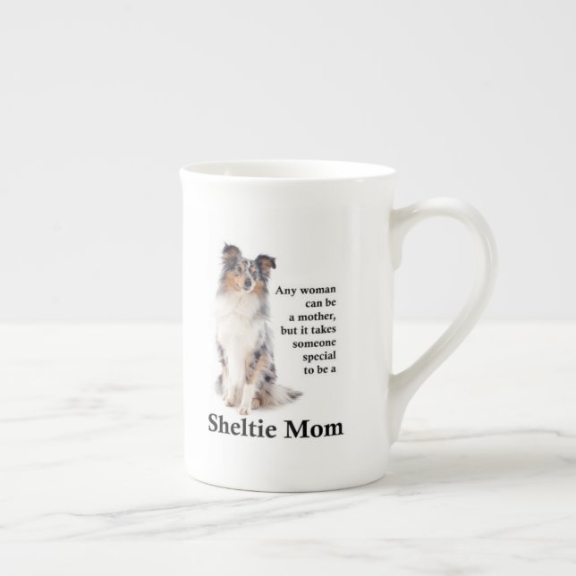 Caneca De Porcelana Blue Merle Sheltie Mãe Osso China Mug (Direita)