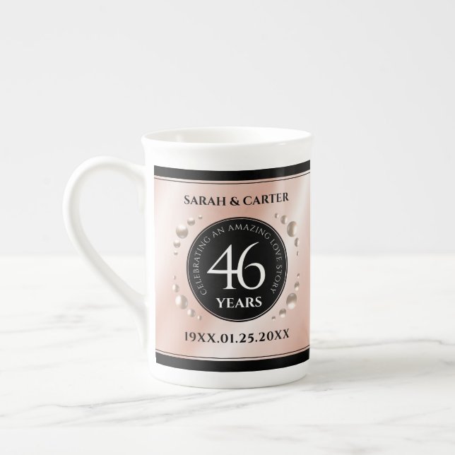Caneca De Porcelana Celebração do Aniversário de Casamento Pearl 46 (Esquerda)