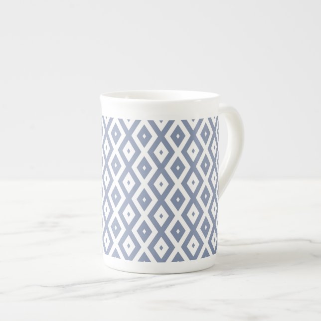Caneca De Porcelana Cinza azul e padrão de diamante branco (Frente Esquerda)