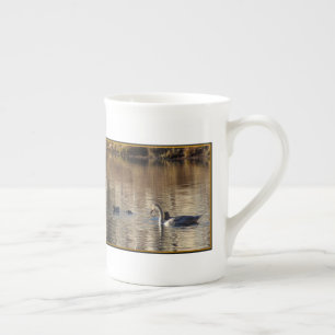 Caneca De Porcelana Cisnes Brancas Ossos da China Mug