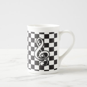 Caneca De Porcelana Clef de triplo preto e branco moderno no tabuleiro