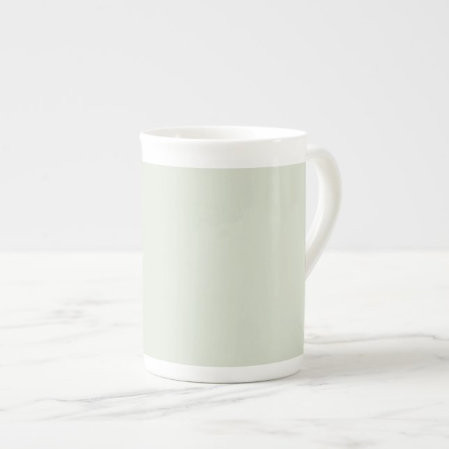 Caneca De Porcelana Cor Sólida Verde Sussurro (Frente Esquerda)