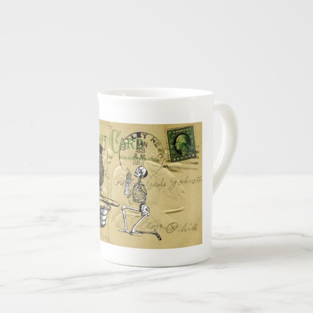 Caneca De Porcelana Coroa e esqueleto (Frente Esquerda)