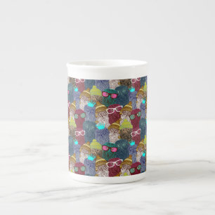 Caneca De Porcelana Coruja na coroa