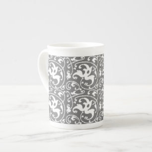 Caneca De Porcelana Damasco floral de Ikat - cinza/cinza e branco