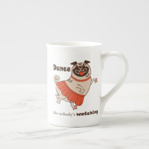 Caneca De Porcelana Dança como se ninguém estivesse assistindo Pug Gir