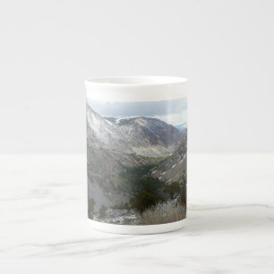 Caneca De Porcelana Dirigindo pelas montanhas Snowy Sierra Nevada
