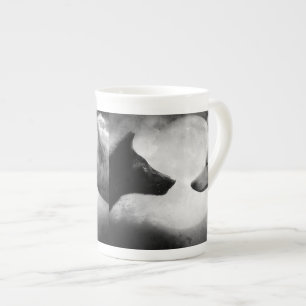 Caneca De Porcelana Dois lobos se encarando