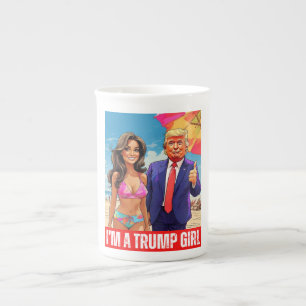 CANECA DE PORCELANA DONALD TRUMP - EU SOU UMA GAROTA TRUMP