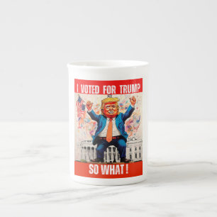 CANECA DE PORCELANA DONALD TRUMP - VOTEI A FAVOR DA TRUMP, POR ISSO, O