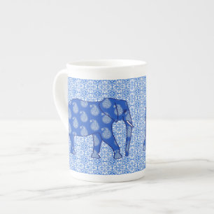 Caneca De Porcelana Elefante de Paisley - azul de cobalto e branco