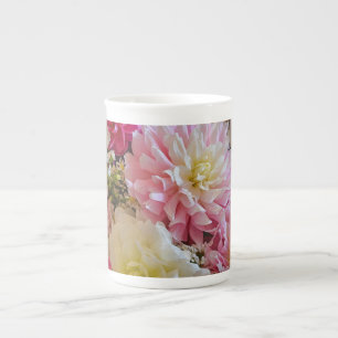Caneca De Porcelana Flores de dália rosa e branca