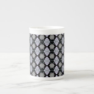 Caneca De Porcelana Formas Florais Pastéis em Fundo Preto