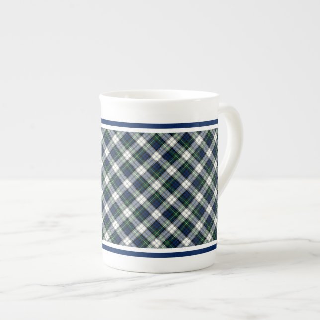 Caneca De Porcelana Gordon Family Dress Tartan Blue e Xadrez branca (Frente Esquerda)