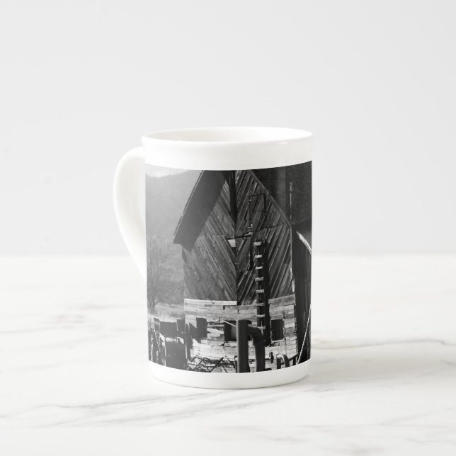 Caneca De Porcelana Hay Barn (Frente Esquerda)
