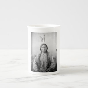 Caneca De Porcelana Ícone Indígena Americano: Líder Lakota Touro Senta