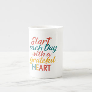 Caneca De Porcelana Iniciar cada dia com um coração gratoso - Especial