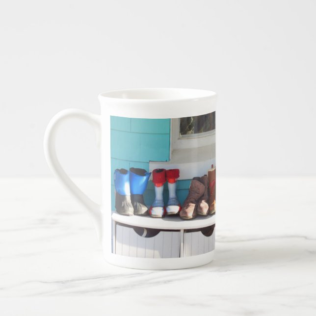 Caneca De Porcelana Inverno Boots All in a Row - Martha's Vineyard (Esquerda)