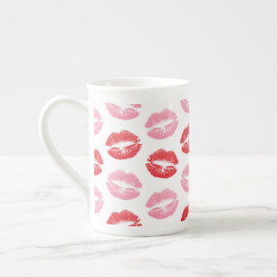 Caneca De Porcelana Lábios Vermelhos e Rosa, Padrão De Lábios, Batom, 