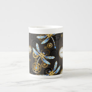 Caneca De Porcelana Libélulas Steampunk em fundo listrado marrom