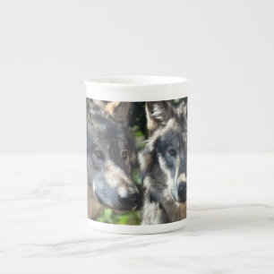 Caneca De Porcelana Lobos cinzas na Natureza