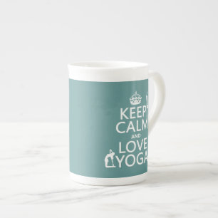 Caneca De Porcelana Mantenha a calma e ame a ioga (as cores