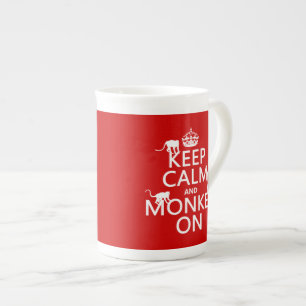 Caneca De Porcelana Mantenha a calma e o macaco sobre - todas as cores