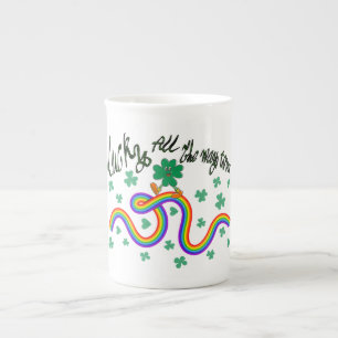 Caneca De Porcelana Mikitiez rua verde-trevo irlandês.
