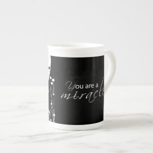 Caneca De Porcelana Milagre de recuperação, preto e branco