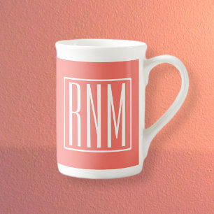 Caneca De Porcelana Monograma de iniciais Branco no Coral