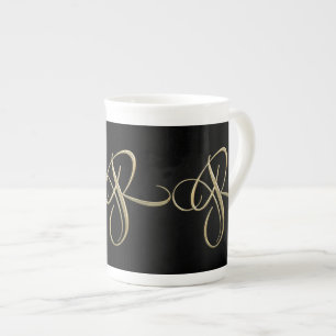 Caneca De Porcelana Monograma dourado da inicial R