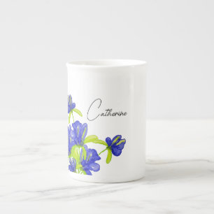 Caneca De Porcelana Monograma Floral de Íris Índigo em Aquarela