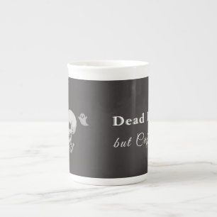 Caneca De Porcelana Morto por Dentro, mas Cafeinado – Travesseiro de H
