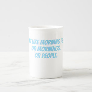Caneca De Porcelana Não gosto de pessoas matinais