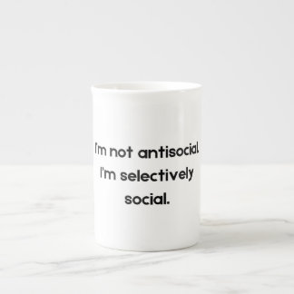 Caneca De Porcelana Não sou antissocial — sou seletivamente social | D