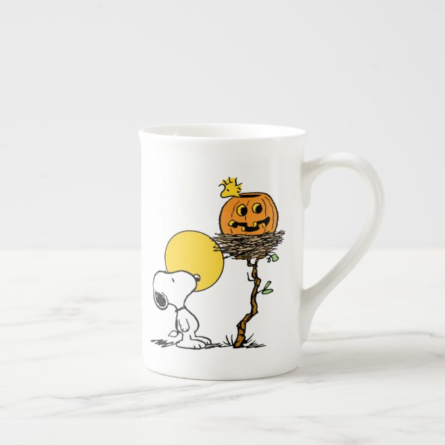 Caneca De Porcelana Ninho de Snoopy & Woodstock com Jack O' Lanterna (Direita)